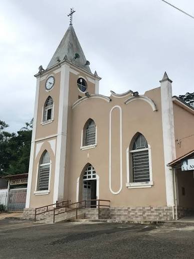 Paróquia Santo Antônio — Cajuri, MG